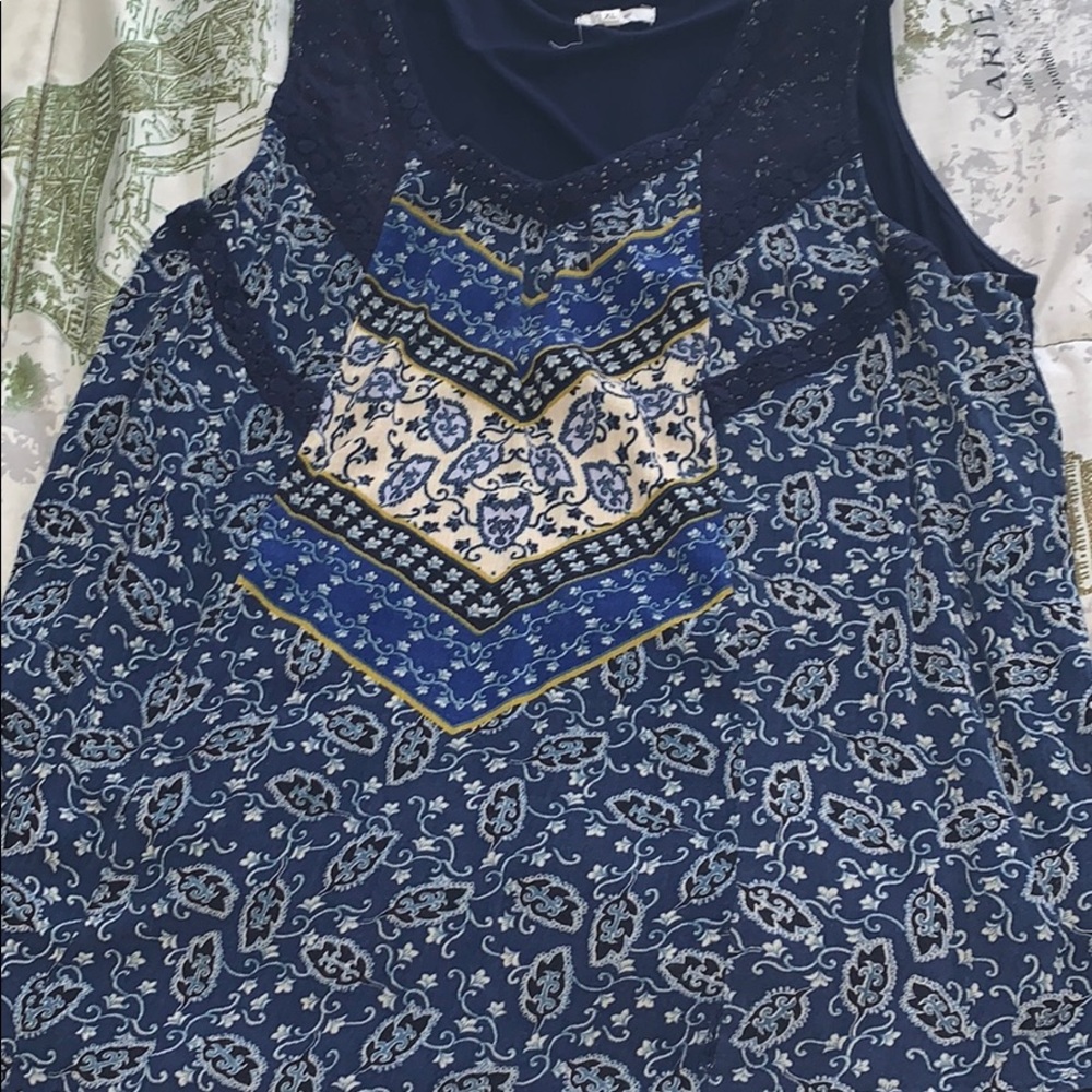 Maurices blue pattern tank top size XL